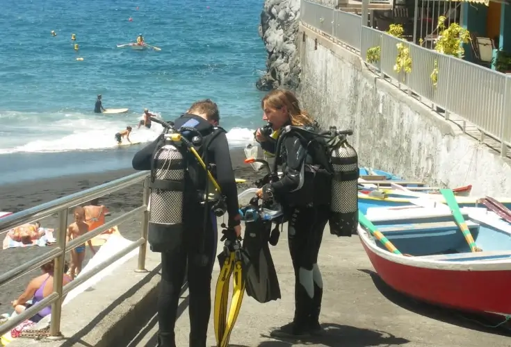 Buceo adaptado Buceo adaptado en el océano de La Palma